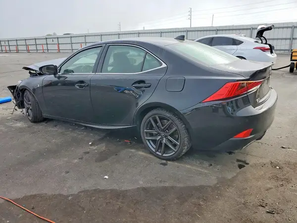 JTHGA1D25L5102705 2020 LEXUS IS - Image 2
