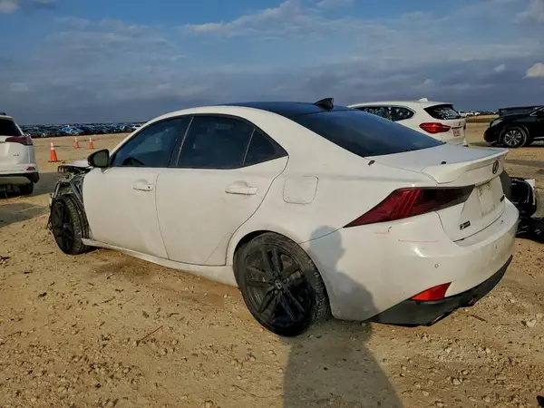 JTHGA1D25L5103255 2020 LEXUS IS - Image 2