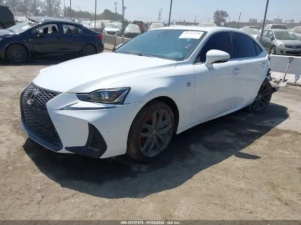 JTHGA1D25L5104440 2020 LEXUS IS - Image 2