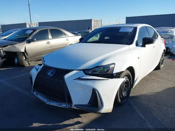 JTHGA1D26L5106102 2020 LEXUS IS - Image 2