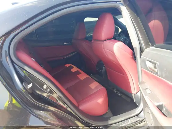 JTHGA1D27L5102432 2020 LEXUS IS - Image 8