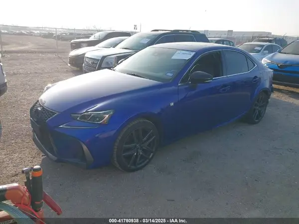 JTHGA1D28L5102200 2020 LEXUS IS - Image 2