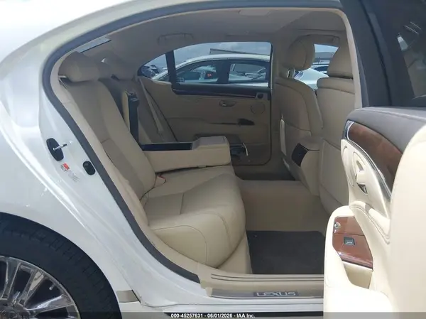 JTHGL5EF2H5057717 2017 LEXUS LS - Image 8