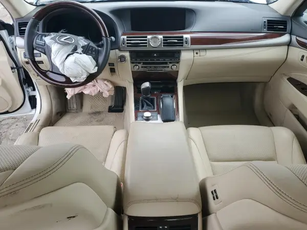 JTHGL5EF3G5057210 2016 LEXUS LS - Image 8