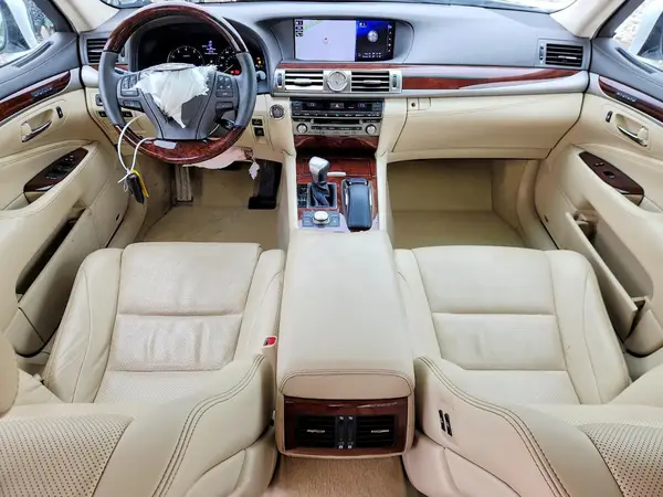JTHGL5EF8H5057950 2017 LEXUS LS - Image 8