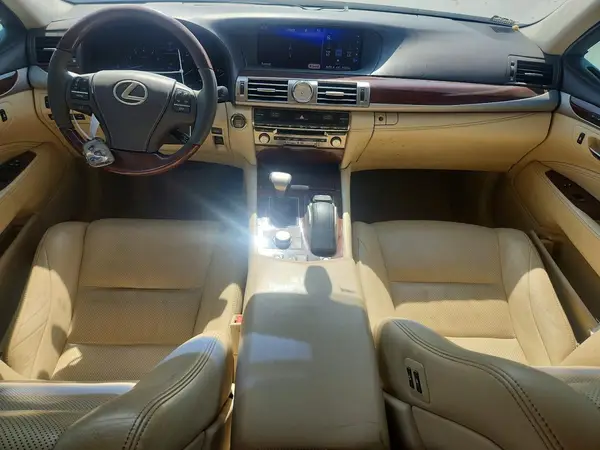 JTHGL5EFXG5055891 2016 LEXUS LS - Image 8