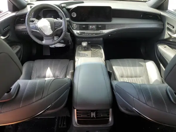 JTHGYLGF1P5002709 2023 LEXUS LS - Image 8