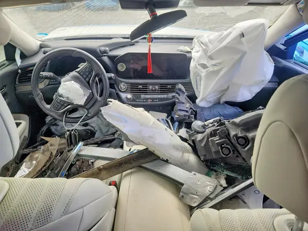 JTHGYLGF3P5002615 2023 LEXUS LS - Image 8