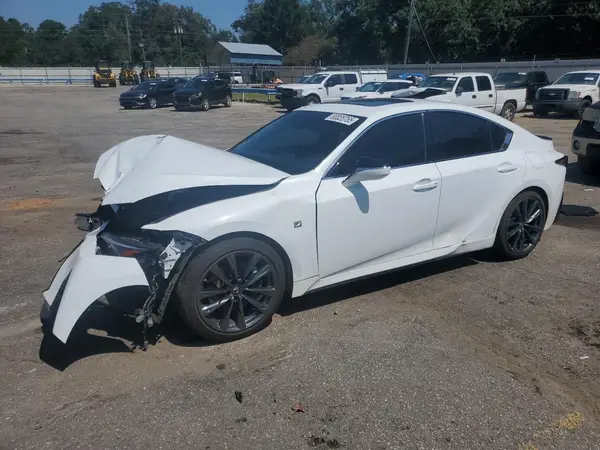 JTHGZ1B20M5037372 2021 LEXUS IS - Image 1