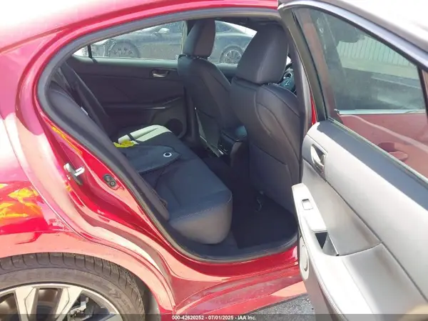 JTHGZ1B20M5041664 2021 LEXUS IS - Image 8