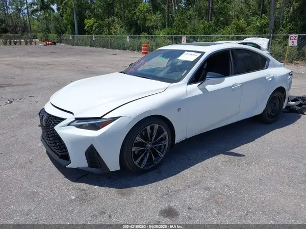 JTHGZ1B20M5043799 2021 LEXUS IS - Image 2