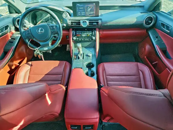 JTHGZ1B21M5045366 2021 LEXUS IS - Image 8