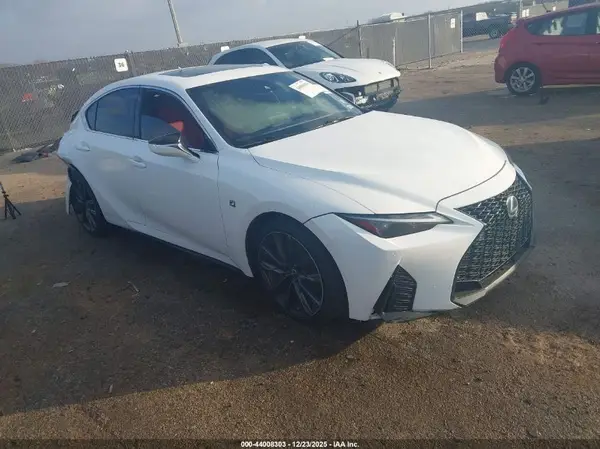 JTHGZ1B21M5048235 2021 LEXUS IS - Image 1