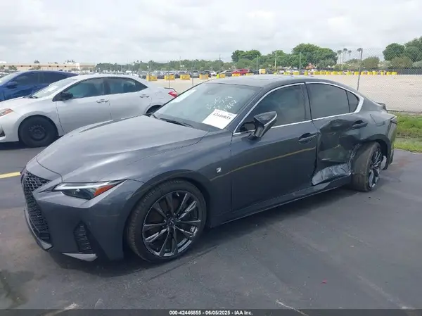 JTHGZ1B21N5054862 2022 LEXUS IS - Image 2