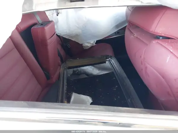 JTHGZ1B22L5035248 2020 LEXUS IS - Image 8