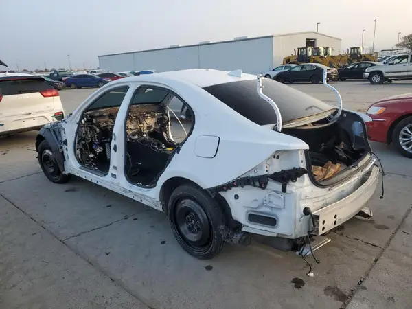 JTHGZ1B22L5036769 2020 LEXUS IS - Image 2