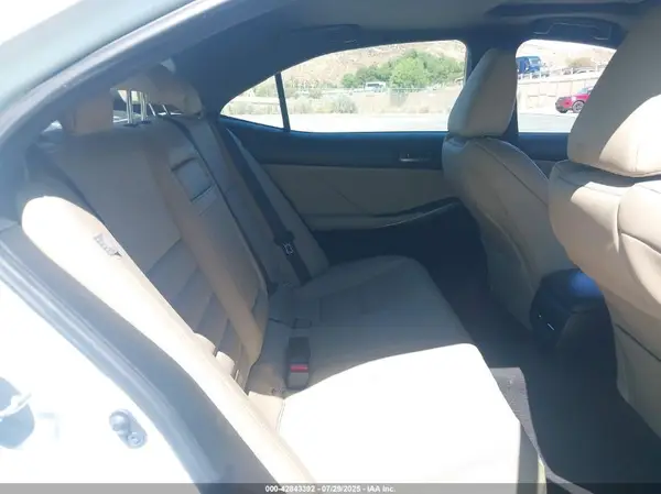 JTHGZ1B23L5035873 2020 LEXUS IS - Image 8