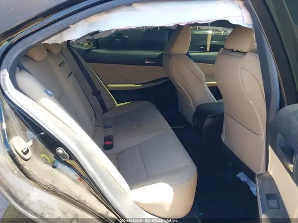 JTHGZ1B23L5036716 2020 LEXUS IS - Image 8