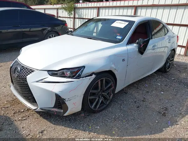 JTHGZ1B23L5037090 2020 LEXUS IS - Image 2
