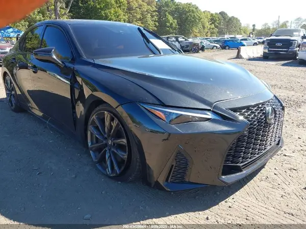 JTHGZ1B23P5069026 2023 LEXUS IS - Image 1