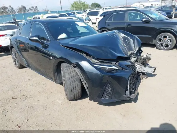 JTHGZ1B24N5052989 2022 LEXUS IS - Image 1