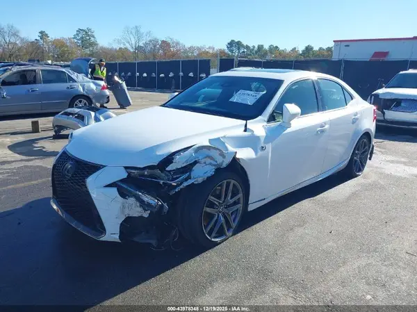 JTHGZ1B25L5035955 2020 LEXUS IS - Image 2