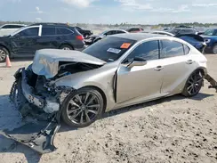 JTHGZ1B25M5040381 2021 LEXUS IS