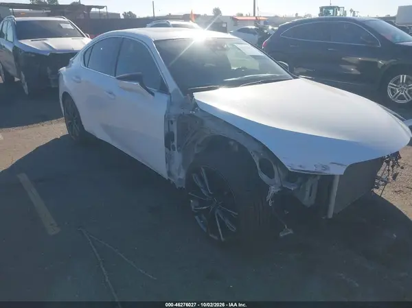 JTHGZ1B25M5043636 2021 LEXUS IS - Image 1