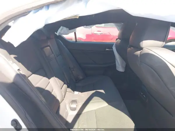 JTHGZ1B26M5043371 2021 LEXUS IS - Image 8