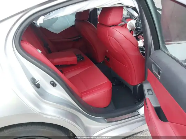JTHGZ1B26R5072294 2024 LEXUS IS - Image 8
