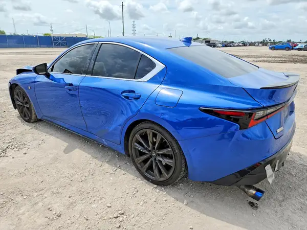 JTHGZ1B27M5044934 2021 LEXUS IS - Image 2