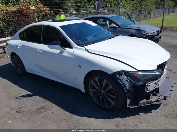 JTHGZ1B27M5047980 2021 LEXUS IS - Image 1