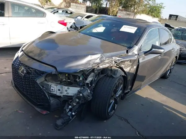 JTHGZ1B28M5043341 2021 LEXUS IS - Image 2