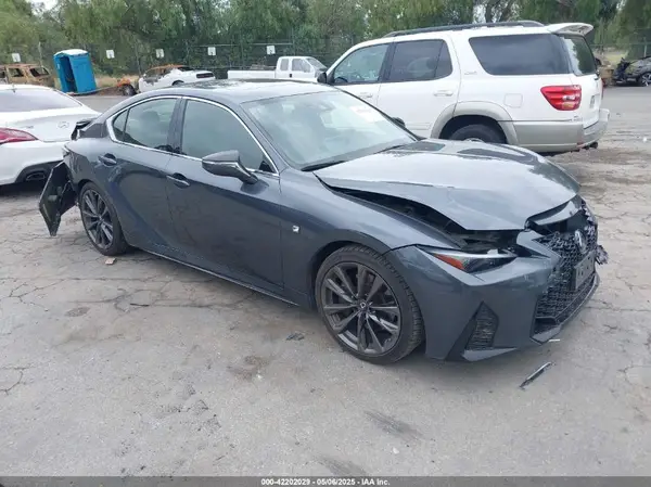 JTHGZ1B28M5044280 2021 LEXUS IS - Image 1