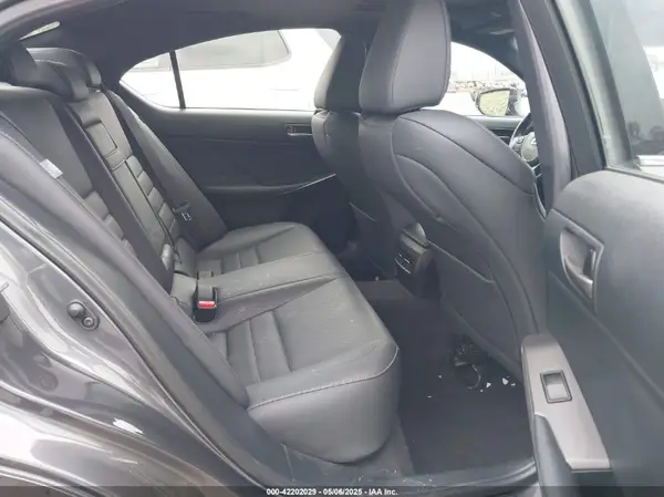 JTHGZ1B28M5044280 2021 LEXUS IS - Image 8