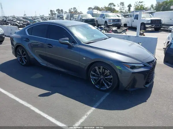 JTHGZ1B28M5047826 2021 LEXUS IS - Image 1