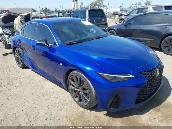 JTHGZ1B28N5050324 2022 LEXUS IS - Image 1