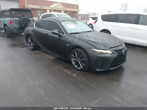 JTHGZ1B28P5065604 2023 LEXUS IS - Image 1