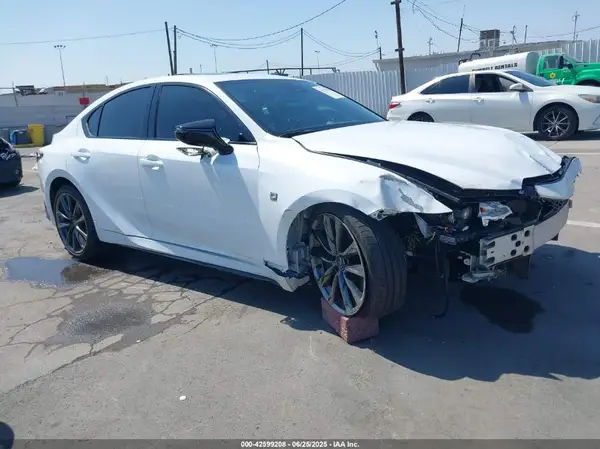 JTHGZ1B28S5082671 2025 LEXUS IS - Image 1