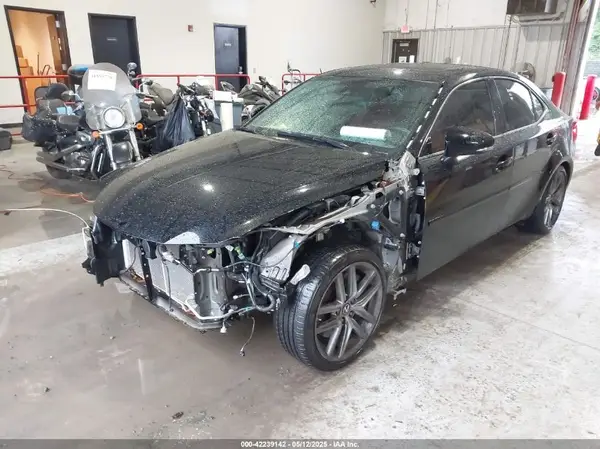 JTHGZ1B2XL5036051 2020 LEXUS IS - Image 2