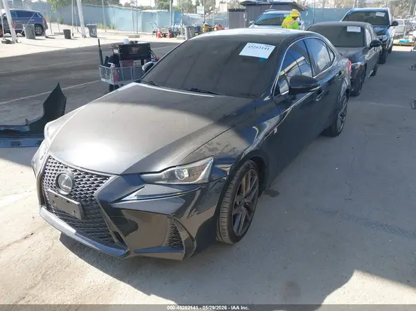 JTHGZ1B2XL5037085 2020 LEXUS IS - Image 2
