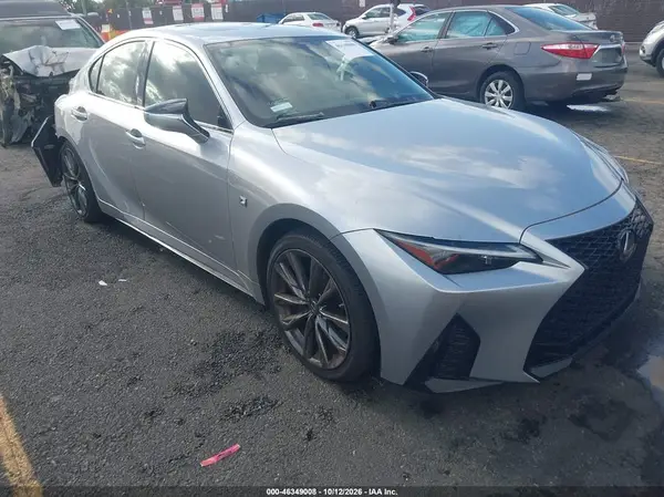 JTHGZ1B2XN5056187 2022 LEXUS IS - Image 1