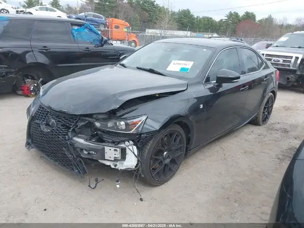 JTHGZ1E20L5017911 2020 LEXUS IS - Image 2