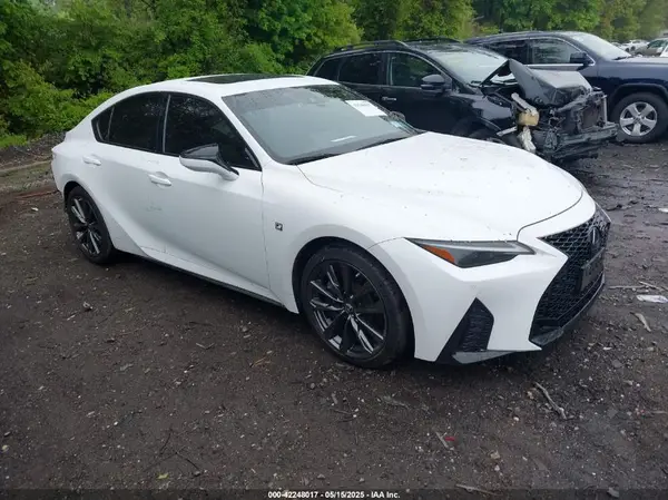 JTHGZ1E20N5024974 2022 LEXUS IS - Image 1