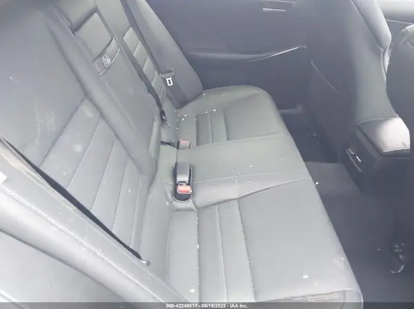 JTHGZ1E20N5024974 2022 LEXUS IS - Image 8