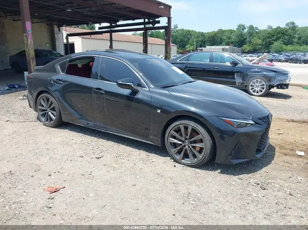 JTHGZ1E21N5026376 2022 LEXUS IS - Image 1