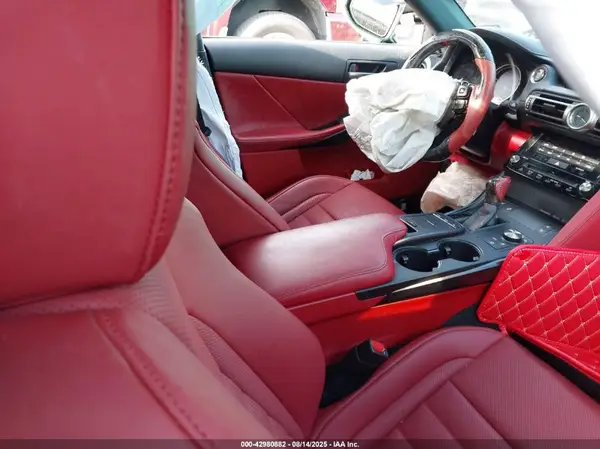 JTHGZ1E22M5019595 2021 LEXUS IS - Image 8