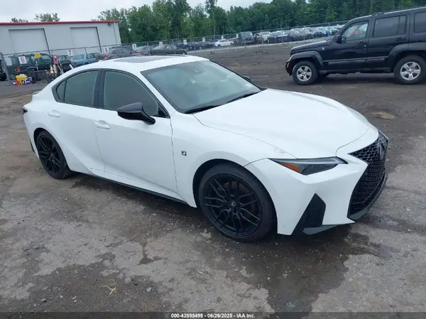 JTHGZ1E23R5034100 2024 LEXUS IS - Image 1
