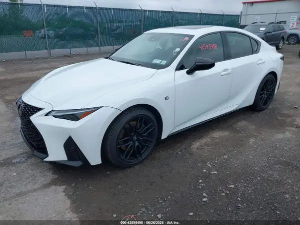 JTHGZ1E23R5034100 2024 LEXUS IS - Image 2