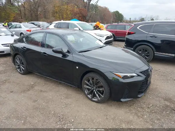 JTHGZ1E26S5039894 2025 LEXUS IS - Image 1
